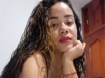 Luciana_Bloom — Streamate Photos