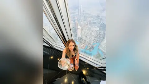 Jane — Dubai