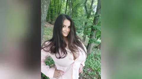 LaraDevi — Forest Beauty