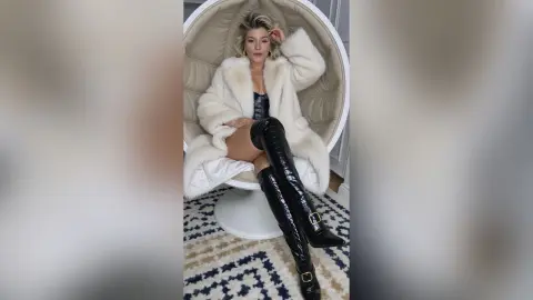 JessieBond — Santa Baby