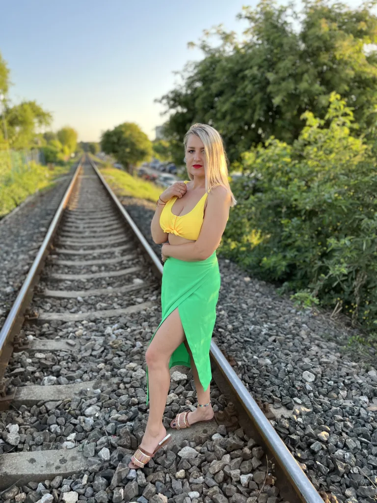 MayaTrainnor — Streamate Photos