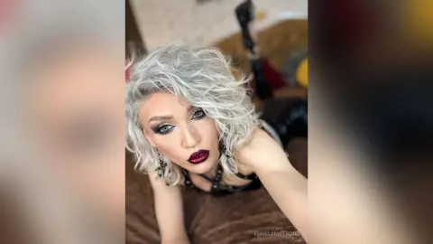 EmmaAmstrong — latex and leather