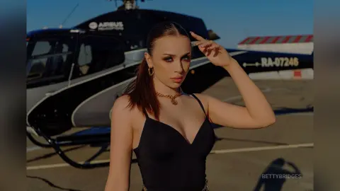 BettyBridges — 💋