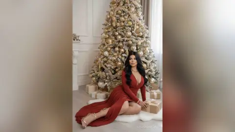 AriianaSantana — 🎄 