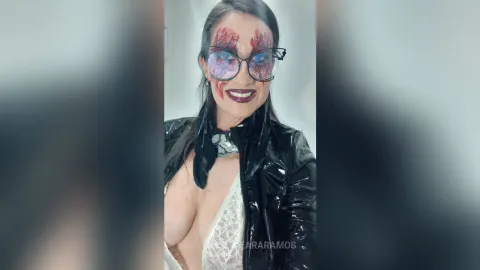 LaraRamos — Hey..
