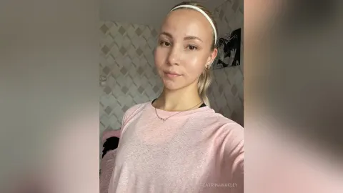 CatrinaWakley — Caught in the Moment