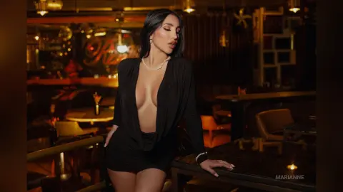 Marianne — Sensuality and elegance
