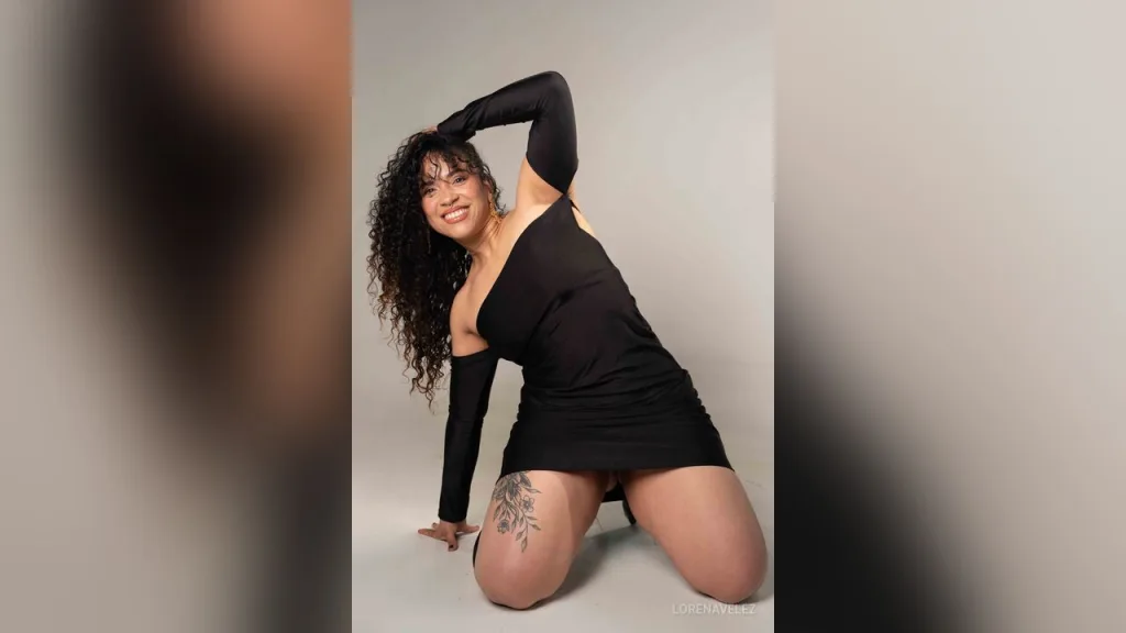 lorenavelez β A hot Colombian Latina π₯