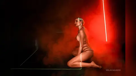 MilavaDavis — all in smoke and more