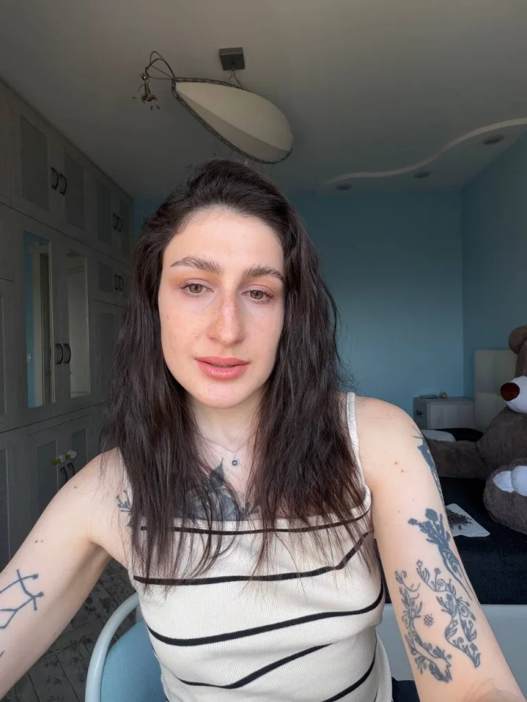 WandsQueen — Streamate Photos