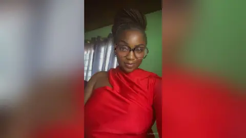 LisaNitti — Black queen