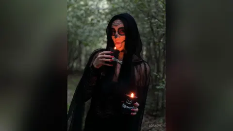 LoraEve — Halloween.