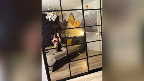 MelisaStarling — legs