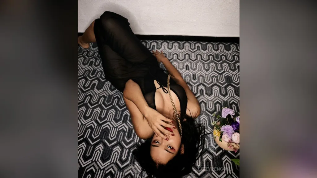 LizzyRengoku — Mua