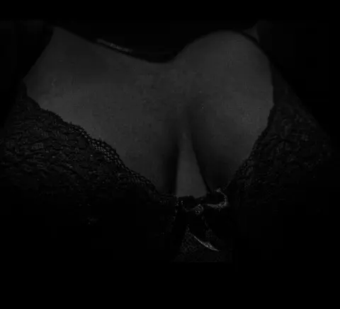 Kinkykiwi22 — Streamate Photos