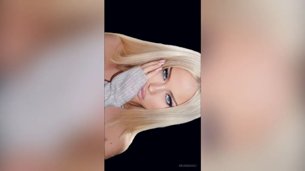 ArianaDaili — kiss