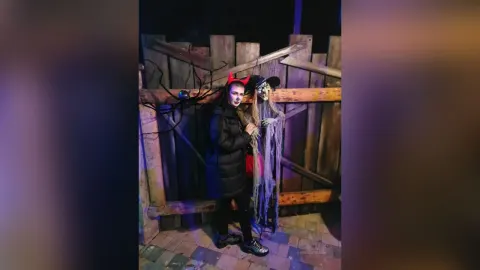 LunaMagistra — Pre-Halloween At Austria