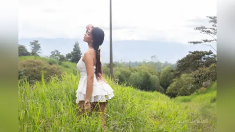 AllyZambrano — Nature and me ❤️