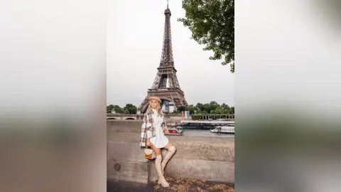 AdrianaAkerman — 🗼 And more!
