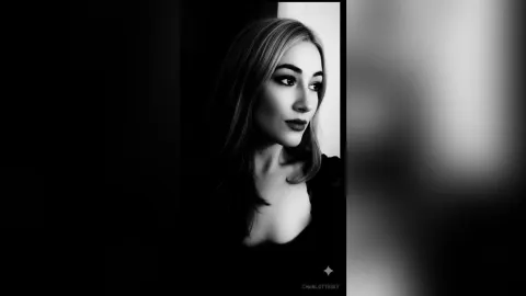 CharlotteSky — latina