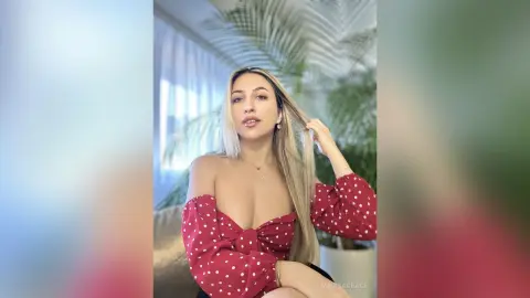 MarisaGrace — Dots and pretty eyes