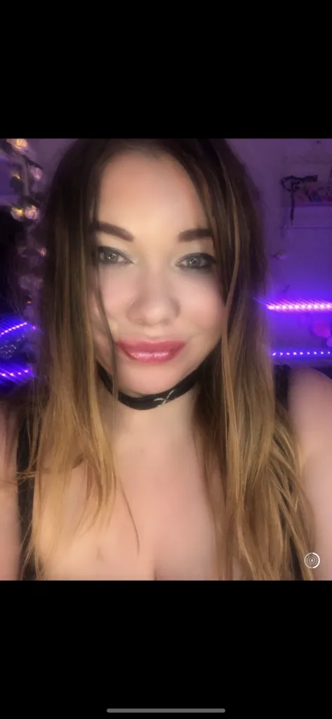 HannahAlana — Streamate Photos