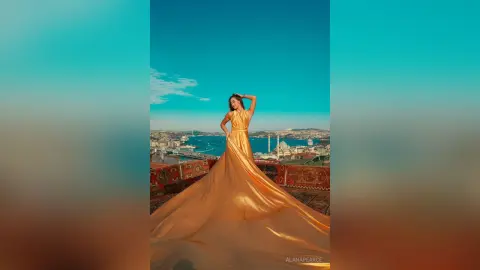 AlanaPearce — HOLIDAYS 2025