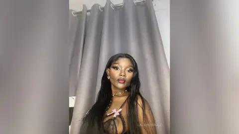 LalahEmrald — Face cardi