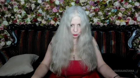 MariaAnziana — Red