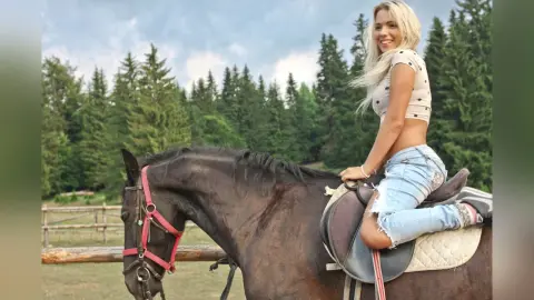 CarolineMayer — Horse ride:)