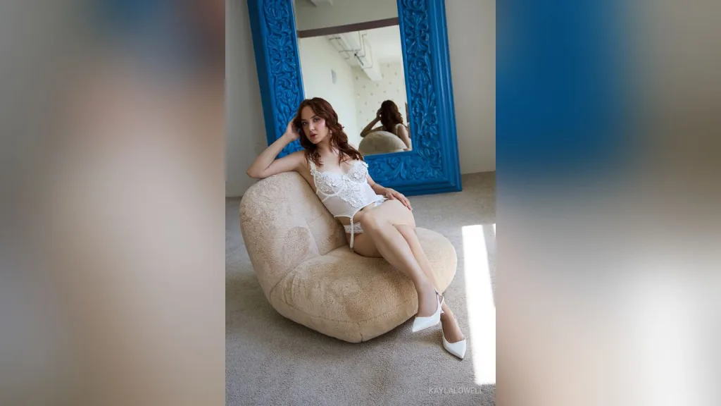 KaylaLowell β π ππππ ππππππ πππ