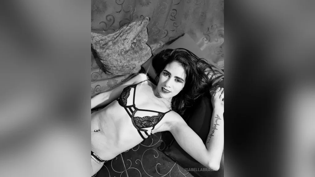 IsabellaBracho — sexy hot