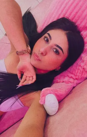 GabrielaMeow — Streamate Photos