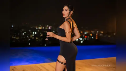 GiovanaRodriguez — hottest gal in town ✨