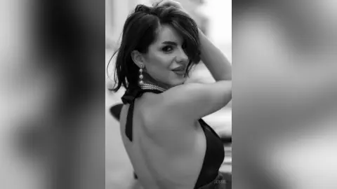 Jessie — Ride w me baby!