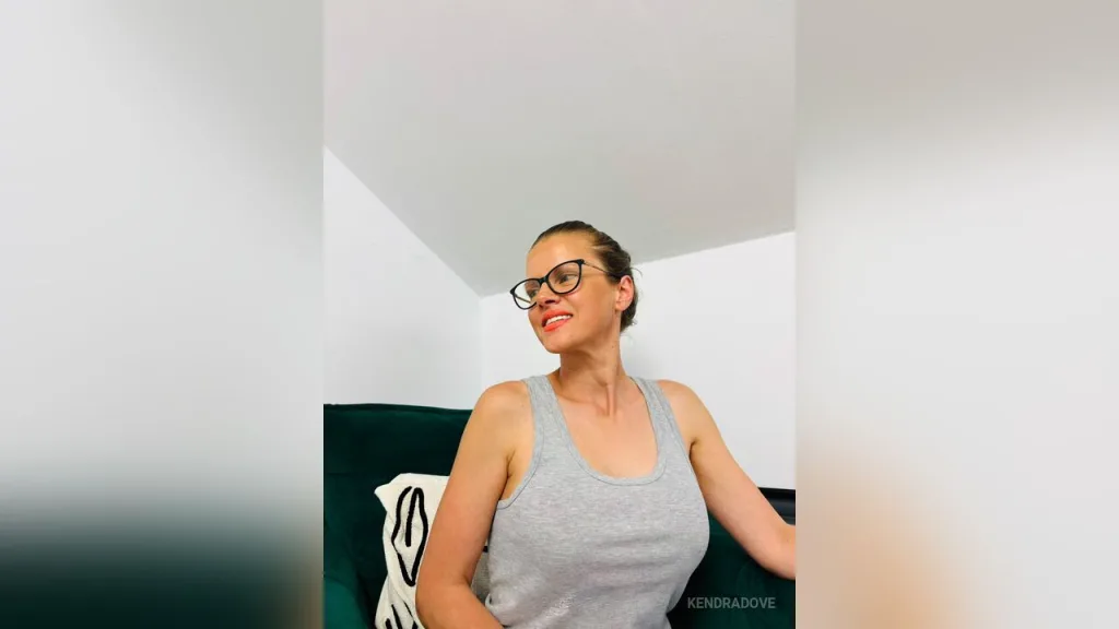 KendraDove — hey :)