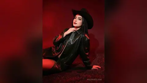 ValeriaEclaire — 💋