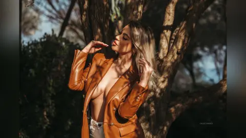 Chloe — Autumn 🍂🤎