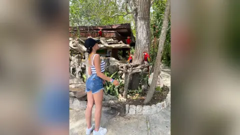 Emely — ♥ Trip ♥