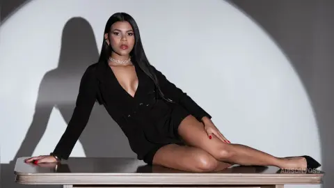 AdisonVoss — Power 🖤
