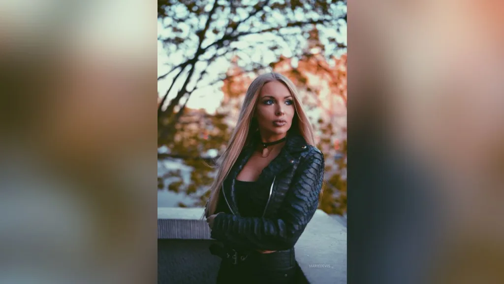 MarieDevis — Pieces of me