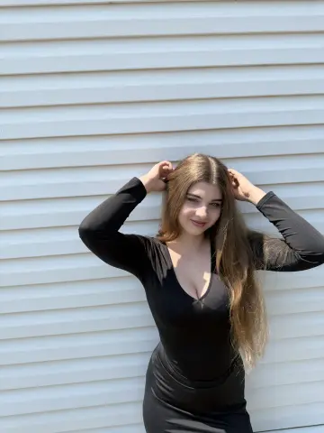 NeonAubrey — Streamate Photos