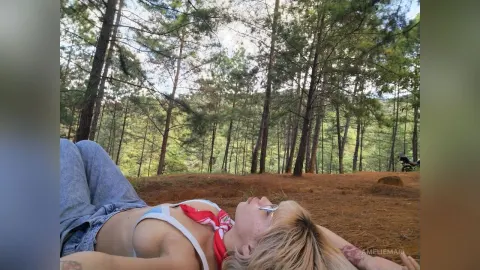 AmelieMari — Field day