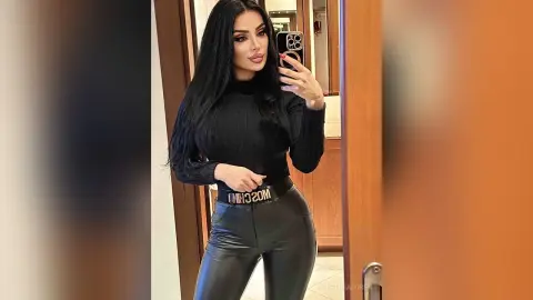 LeticiaLoren — lady in black
