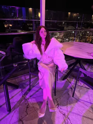 CurlyRina — Streamate Photos