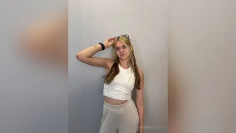 MarinaRoloson — Do you like me?)