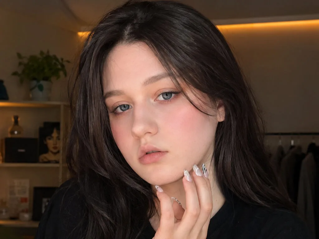 BellaMaklean