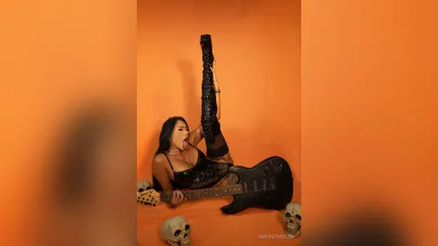 AmyReymolds — Controlled by Desire