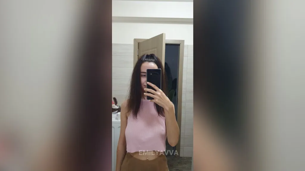 EmilyAvva β Me π₯°