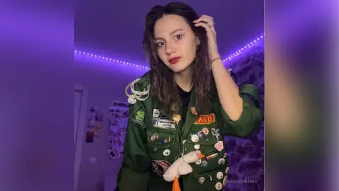 DamarisLabarba — Hey